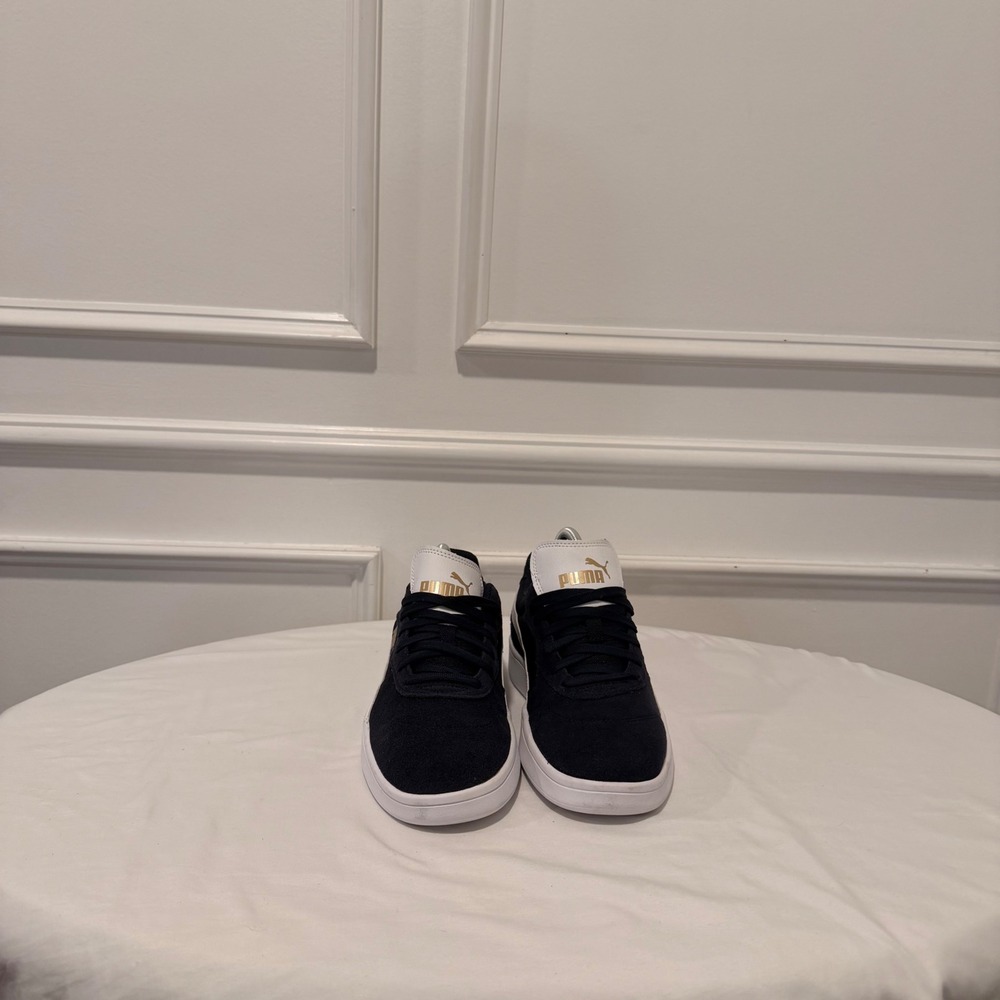 Puma Men's 8.5 Navy Blue‎ White Suede Astro Kick Sneakers SoftFoam